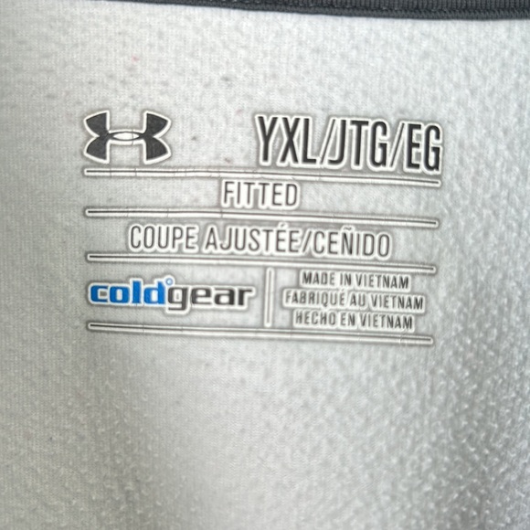 Boy’s XL Under Armour fitted long sleeve top. - Picture 4 of 4